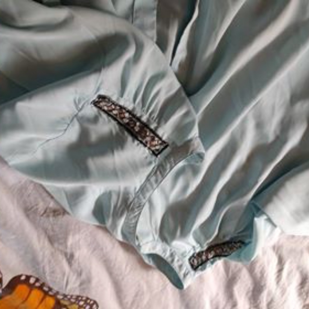 Blouse - Picture 3 of 3